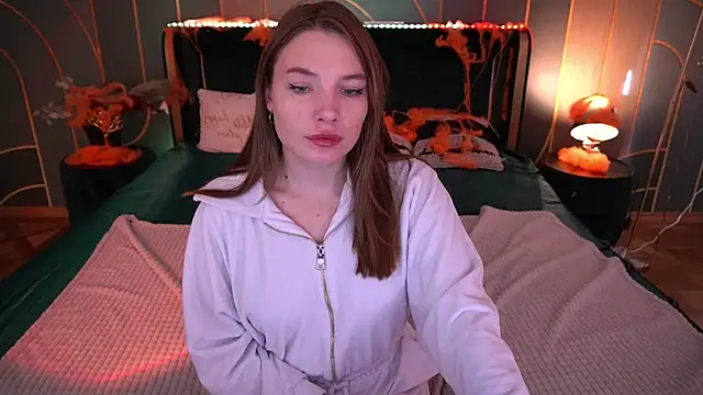 IceDanielles online show from October 25, 2025, 12:34 pm