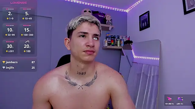 Snapshot of SebasFallon chatting on March 13, 2025, 11:59 pm SebasFallon online show from March 13, 2025, 11:59 pm