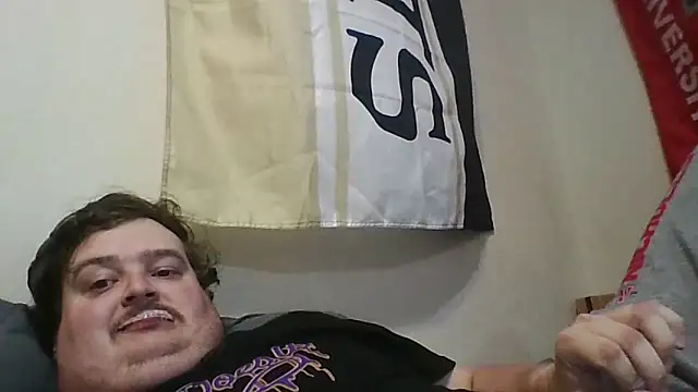 YelpedAverting online show from November 6, 2025, 8:21 pm