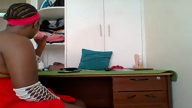 Cookie  dough online show from January 11, 2026, 2:33 pm