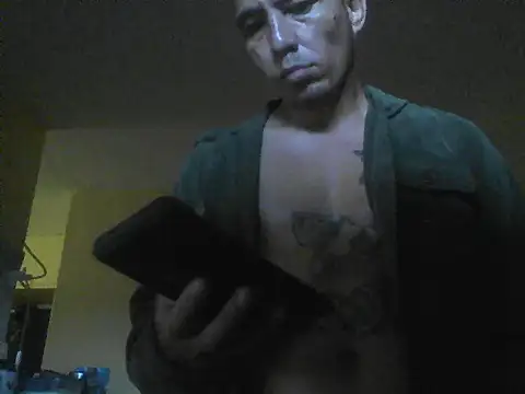 Snapshot of Bstokes671 chatting on April 12, 2026, 7:57 am Bstokes671 online show from April 12, 2026, 7:57 am