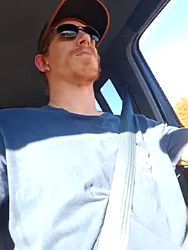 REDHAMMER  online show from February 18, 2026, 9:11 pm