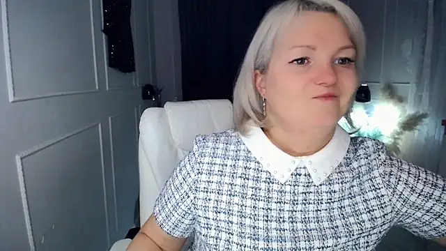 Juarnea online show from December 1, 2025, 12:21 pm