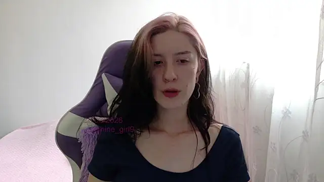 Snapshot of sunshine_girl9 chatting on March 26, 2026, 7:41 pm sunshine girl9 online show from March 26, 2026, 7:41 pm