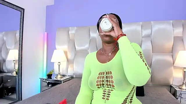 dirtyvictoria online show from September 27, 2025, 12:21 pm