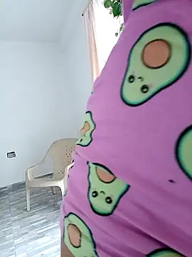 isabellehaynes online show from February 5, 2025, 4:03 pm