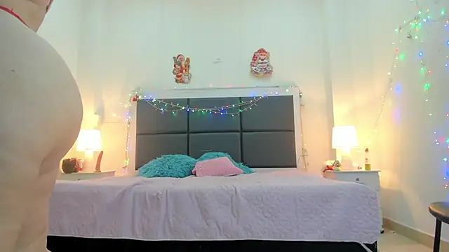 Snapshot of Aslhyn_Gomez chatting on December 16, 2024, 8:16 pm Aslhyn Gomez online show from December 16, 2024, 8:16 pm