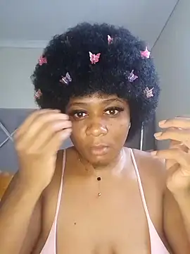 Snapshot of CocoBootyyy chatting on February 27, 2025, 1:07 pm CocoBootyyy online show from February 27, 2025, 1:07 pm