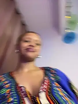 Charlotee  online show from February 3, 2025, 6:56 am