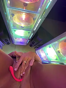 Snapshot of vixendoll87 chatting on January 14, 2025, 4:40 pm vixendoll87 online show from January 14, 2025, 4:40 pm