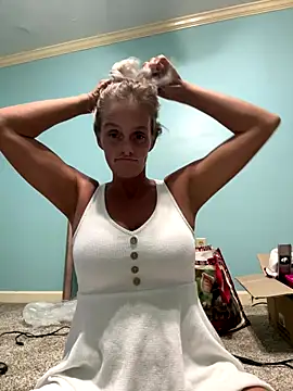 Snapshot of vixendoll87 chatting on September 20, 2025, 10:22 pm vixendoll87 online show from September 20, 2025, 10:22 pm