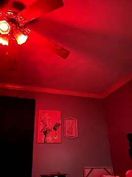 Snapshot of vixendoll87 chatting on October 19, 2025, 1:39 am vixendoll87 online show from October 19, 2025, 1:39 am