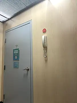 Snapshot of vixendoll87 chatting on October 29, 2025, 11:39 pm vixendoll87 online show from October 29, 2025, 11:39 pm