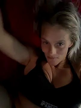 Snapshot of vixendoll87 chatting on November 13, 2025, 6:51 pm vixendoll87 online show from November 13, 2025, 6:51 pm