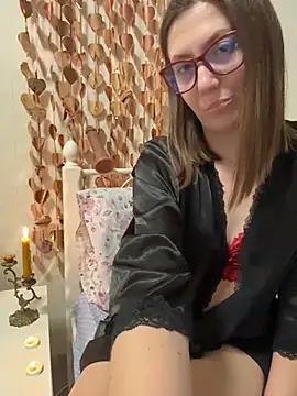 BeatriceTender online show from February 12, 2026, 7:31 pm