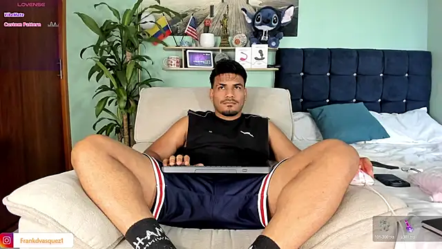 Snapshot of Neganhot_ chatting on July 29, 2026, 10:30 pm Neganhot online show from July 29, 2026, 10:30 pm