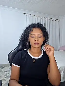 avellanatammy online show from April 10, 2026, 11:42 pm