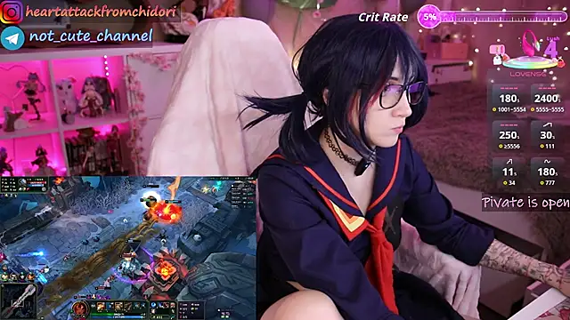 yourcutewaifu online show from September 27, 2025, 9:42 pm