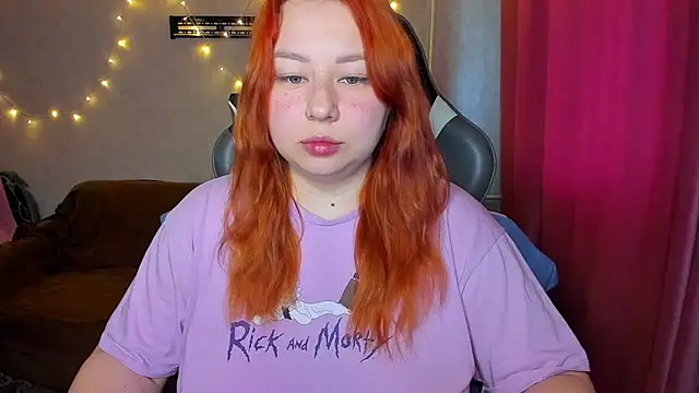 Milafoxxxy online show from September 23, 2025, 6:49 am