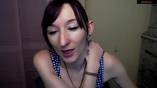 AmandaSell online show from January 4, 2025, 1:10 pm