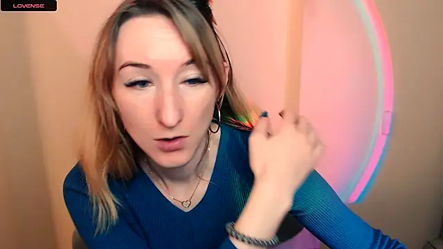 AmandaSell online show from October 27, 2025, 8:40 am