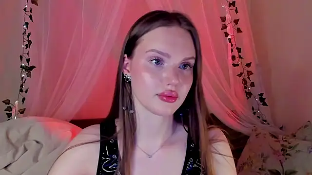 Snapshot of MishkaMe chatting on January 22, 2025, 9:21 pm MishkaMe online show from January 22, 2025, 9:21 pm