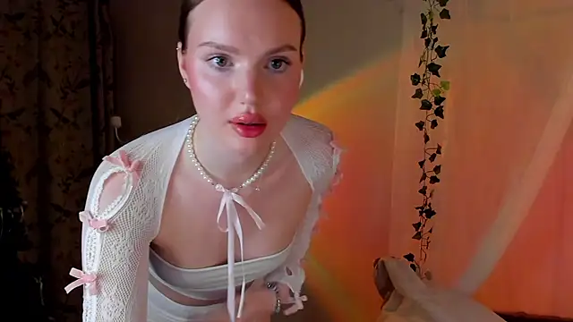 Snapshot of MishkaMe chatting on January 27, 2025, 7:46 pm MishkaMe online show from January 27, 2025, 7:46 pm