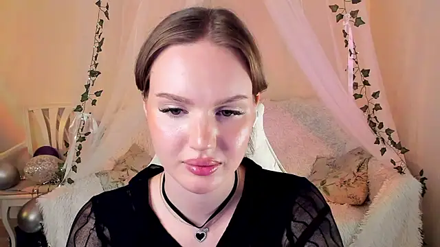 Snapshot of MishkaMe chatting on September 28, 2025, 3:50 pm MishkaMe online show from September 28, 2025, 3:50 pm