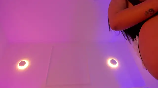 pamelaa vega online show from October 23, 2025, 12:26 pm