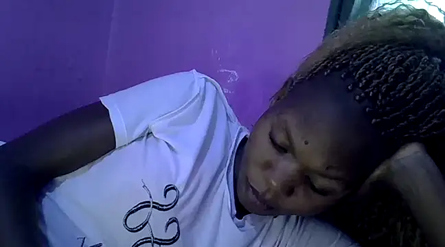 Cute tamara online show from December 13, 2024, 9:02 am