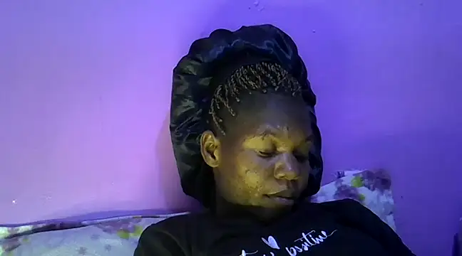 Cute tamara online show from December 22, 2024, 9:42 pm