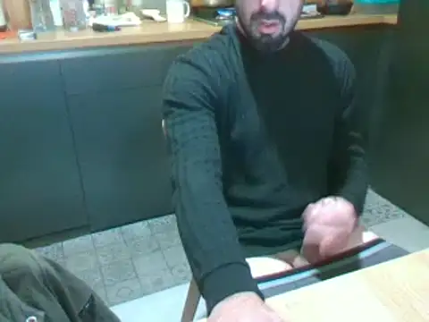 Snapshot of giorgakaci69 chatting on December 30, 2024, 1:36 pm giorgakaci69 online show from December 30, 2024, 1:36 pm