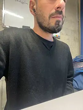 Snapshot of giorgakaci69 chatting on September 22, 2025, 1:24 pm giorgakaci69 online show from September 22, 2025, 1:24 pm