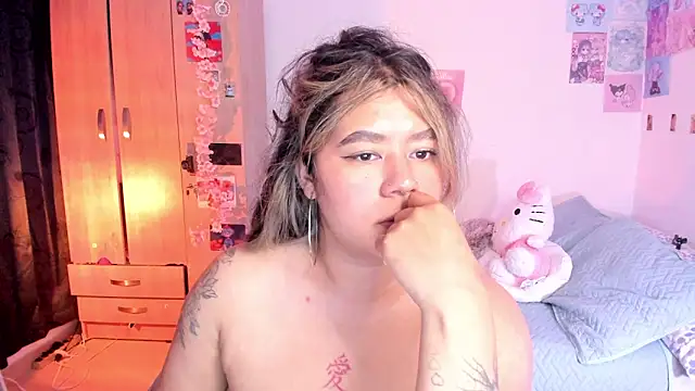 StephaniFox online show from March 12, 2025, 3:24 am