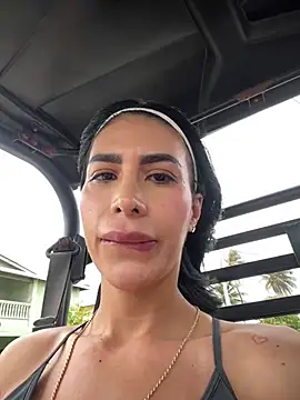 Dj scarlettmorreti online show from July 15, 2026, 4:23 pm
