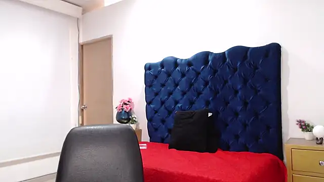 LoveAzuka  online show from November 11, 2025, 2:50 pm