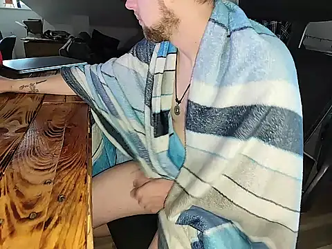 twinkish 90 online show from December 4, 2025, 7:50 am