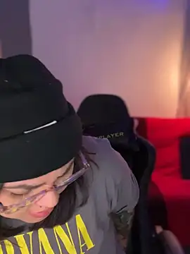 Snapshot of miacanela_xo chatting on November 25, 2025, 12:32 am miacanela xo online show from November 25, 2025, 12:32 am