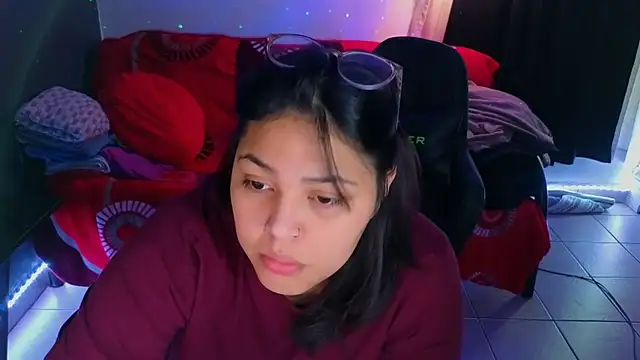 Snapshot of miacanela_xo chatting on December 3, 2025, 2:30 am miacanela xo online show from December 3, 2025, 2:30 am