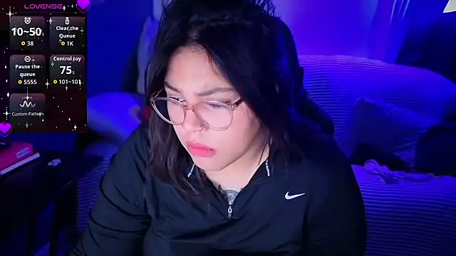 miacanela xo online show from February 1, 2026, 2:10 am