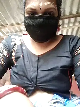 Snapshot of HotSexyBoudi chatting on February 3, 2025, 8:46 am HotSexyBoudi online show from February 3, 2025, 8:46 am