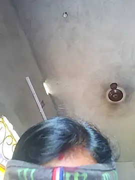 HotSexyBoudi online show from April 12, 2026, 9:03 am