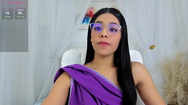 aaryy  online show from December 17, 2024, 7:37 pm