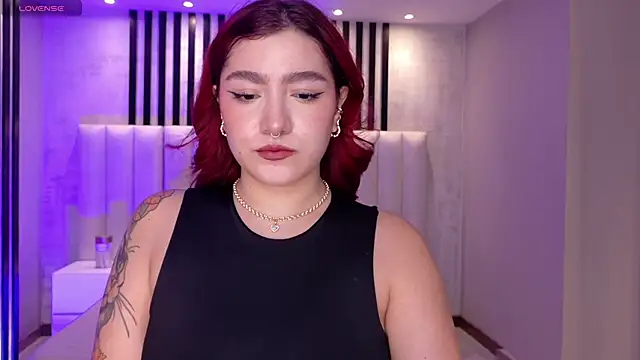 ViolettCastel online show from March 16, 2026, 7:51 pm