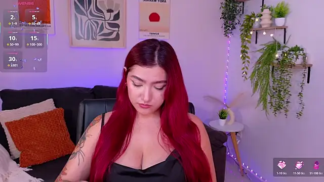 ViolettCastel online show from April 19, 2026, 6:43 pm