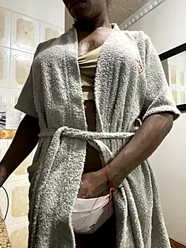 sweetsarabig22cm online show from December 1, 2025, 5:45 am