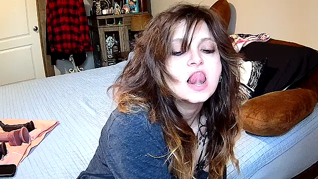 Snapshot of ZeelaXoXo chatting on January 12, 2026, 7:41 pm ZeelaXoXo online show from January 12, 2026, 7:41 pm