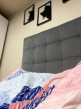 Kimmymadison- online show from September 14, 2025, 4:22 am