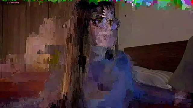 Snapshot of Roxxy_mora chatting on June 4, 2026, 10:27 pm Roxxy mora online show from June 4, 2026, 10:27 pm