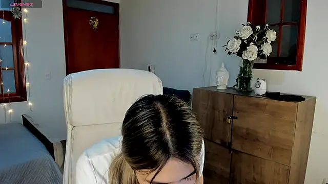 Snapshot of Nathaly-sky chatting on January 23, 2025, 10:43 am Nathaly-sky online show from January 23, 2025, 10:43 am